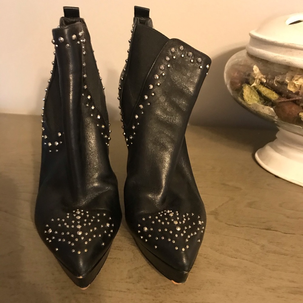 Michael Kors Heeled Booties